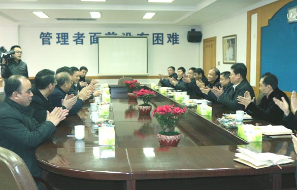 溧阳市委书记蒋锋一行来8188cc威尼斯电缆新春走访