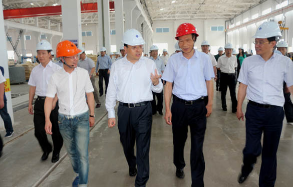 常州市市长费高云一行来8188cc威尼斯电缆督查西厂区三期项目建设情形