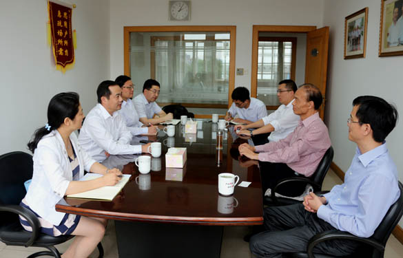 2015年6月4日，中国银行常州分行行长程祥一行来8188cc威尼斯电缆调研