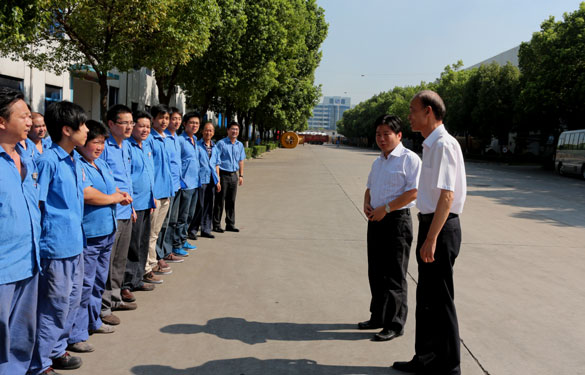溧阳市市长苏江华等向导慰问8188cc威尼斯一线员工
