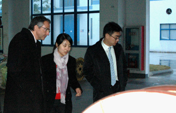 以色列驻沪总领事艾雅克一行来8188cc威尼斯集团旅行考察